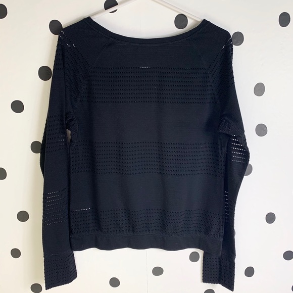 EUC ATHLETA LIMITLESS CREW NECK BLACK PULLOVER S - Picture 7 of 8